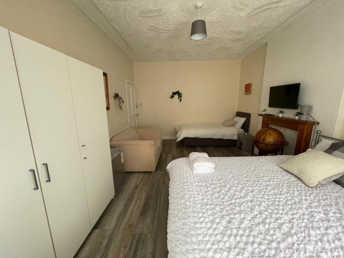 Earls Lodge กลาสโกว์ ภายนอก รูปภาพ