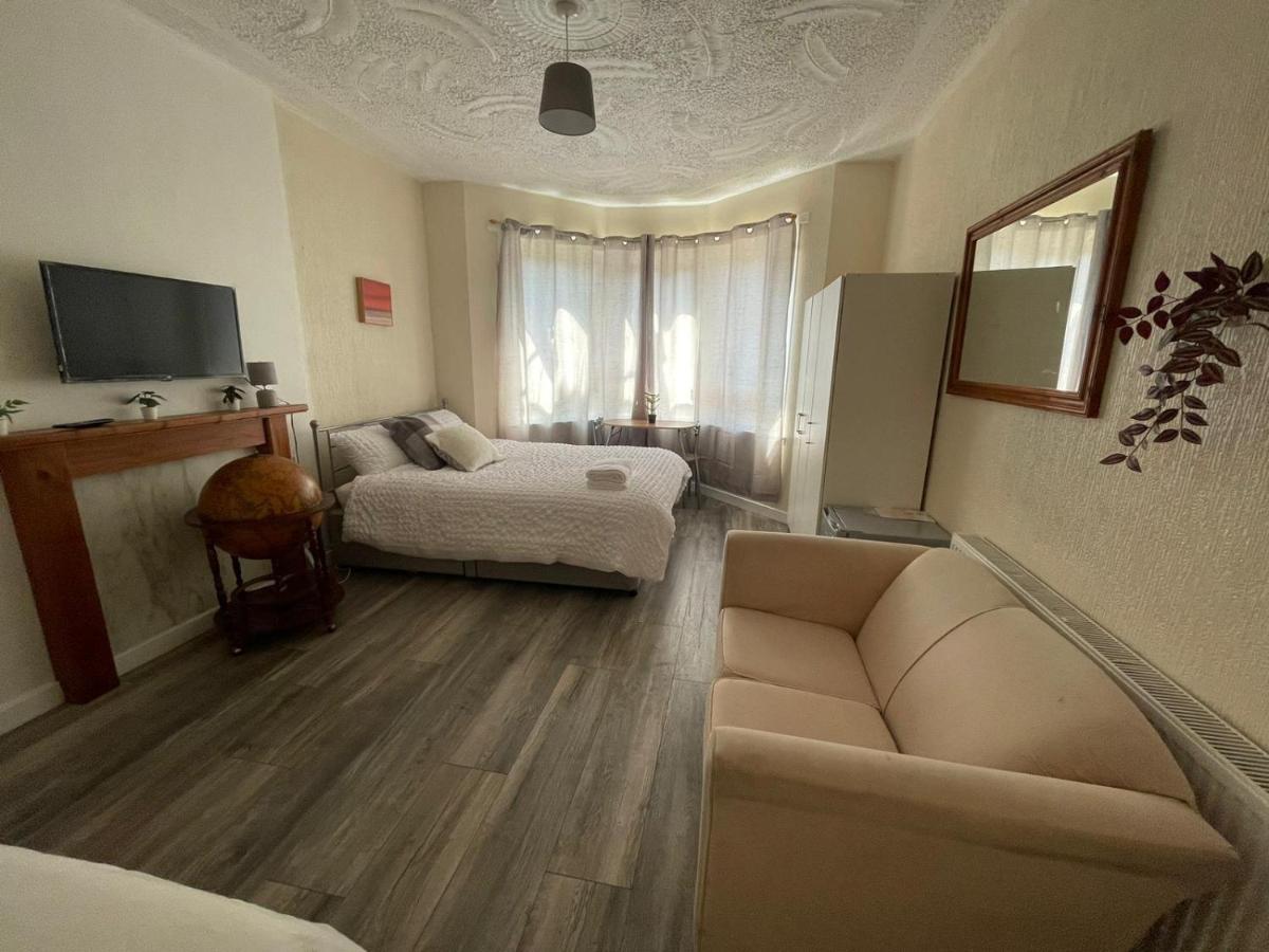 Earls Lodge กลาสโกว์ ภายนอก รูปภาพ